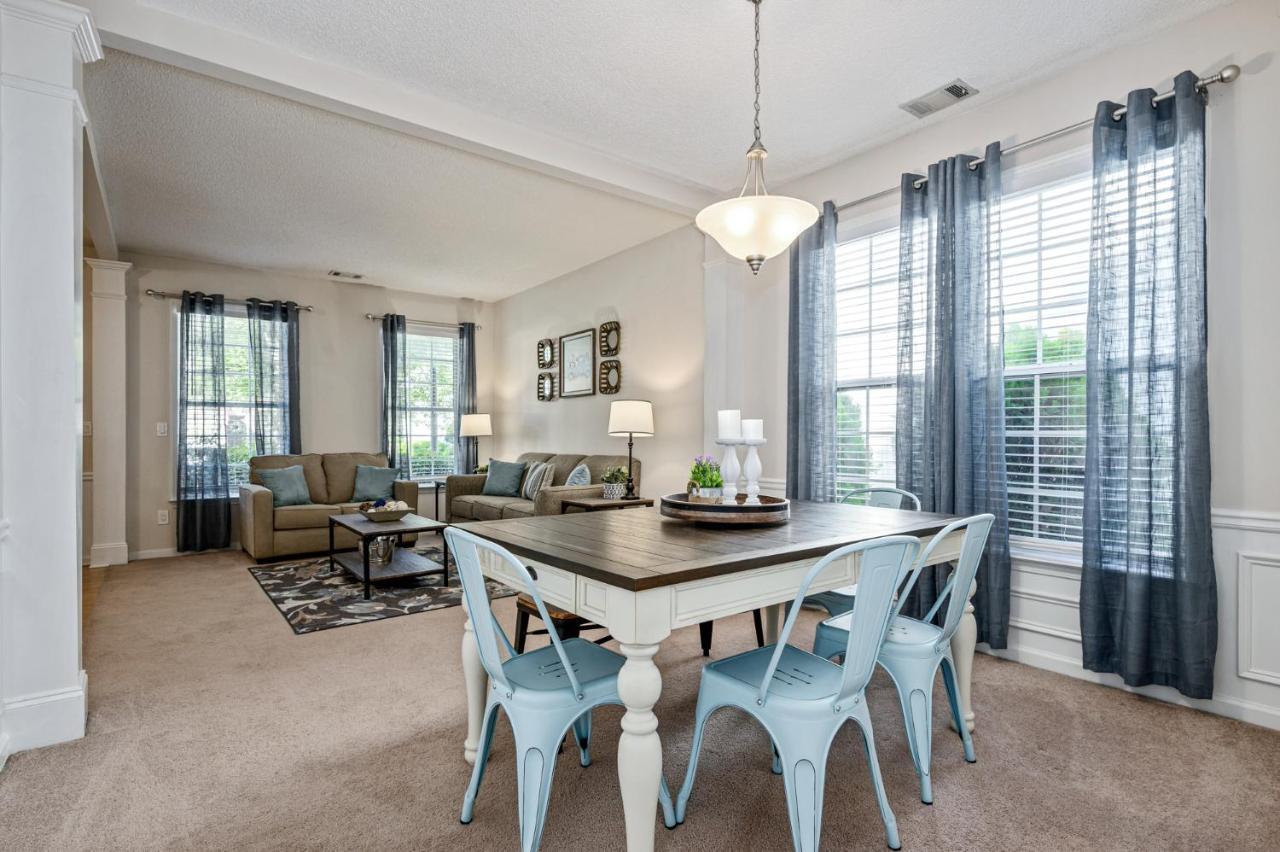 Enjoy This Amazing Home With Porch & Grill Near Dt Woodstock Exteriör bild